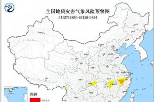 太阳报：鲁尼下课后首次露面，被拍到在加油站给奥迪加油